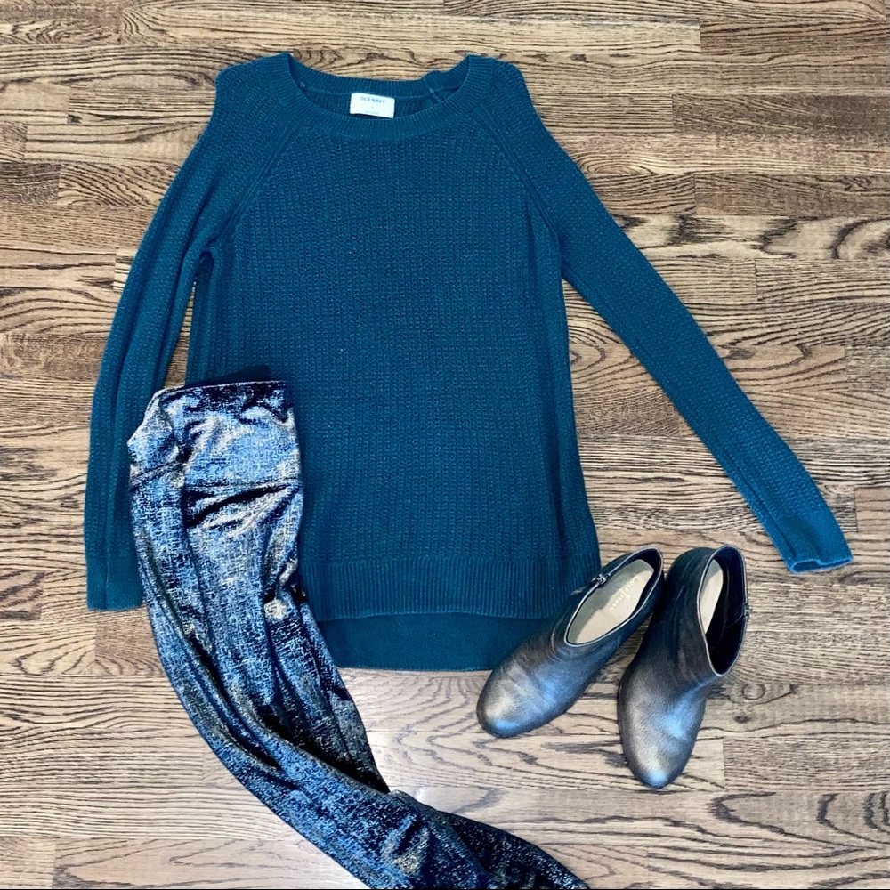 Old Navy forest green sweater